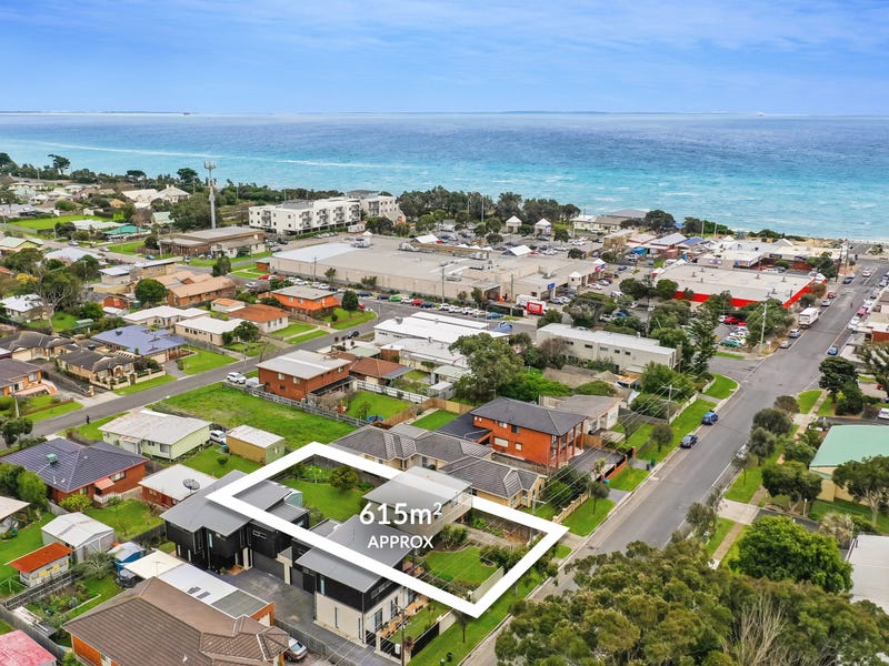 30 Pier Street, Dromana, Vic 3936 House for Sale