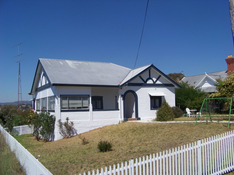 120 Henry Street, Quirindi, NSW 2343 Property Details