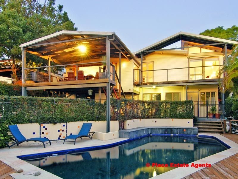 8 Bede Street, Balmoral, Qld 4171 Property Details