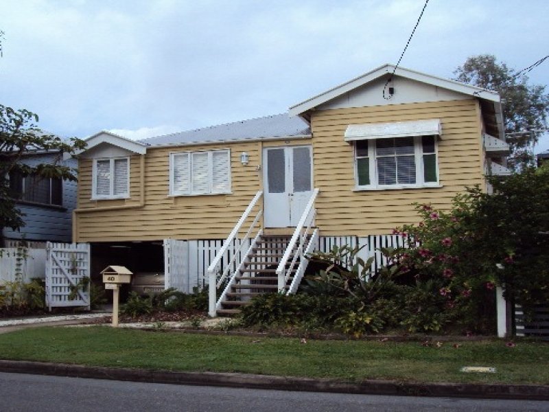 40 Pear Street, Greenslopes, Qld 4120 Property Details