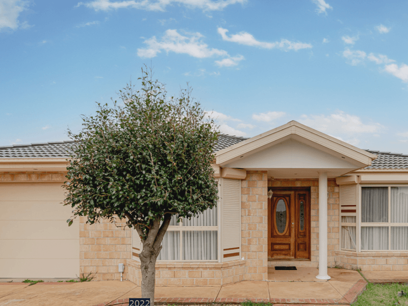 13 Lockwood Drive, Roxburgh Park, VIC 3064