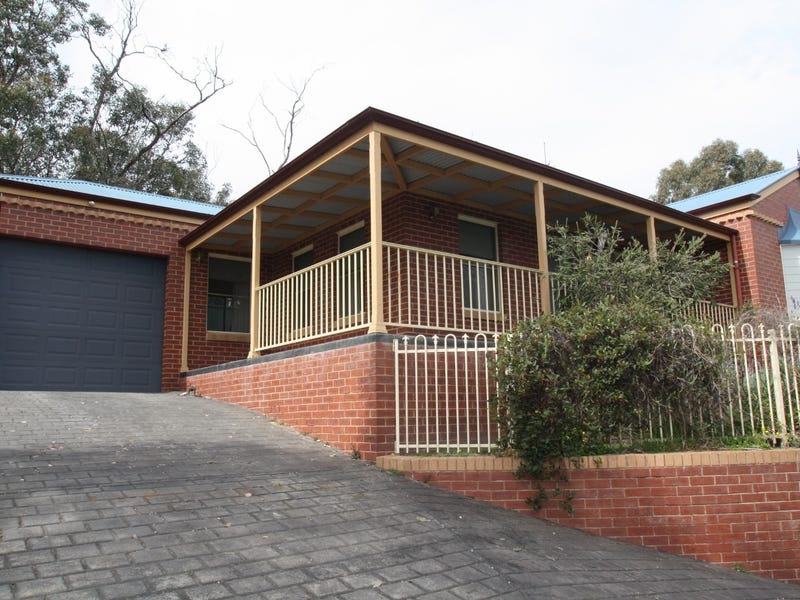 2/9 Derby Grove, Flora Hill, Vic 3550