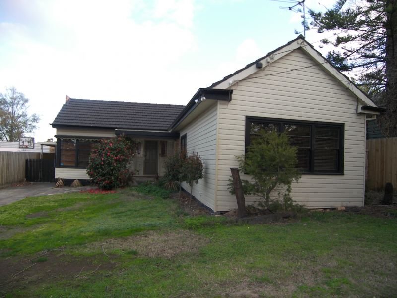 71 Kernan Avenue, Strathmore, Vic 3041 Property Details