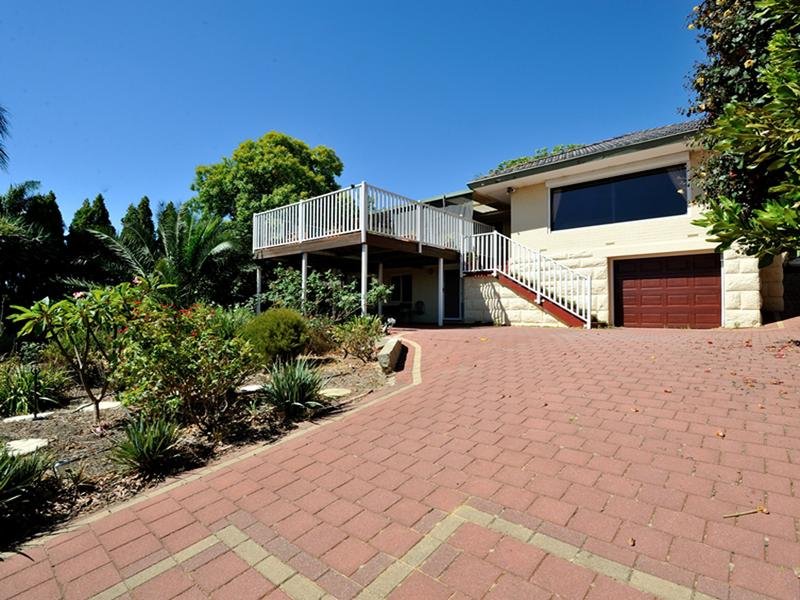 37 Derry Avenue, Mount Nasura, WA 6112