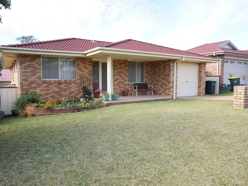 54 Medowie Road, Old Bar, NSW 2430