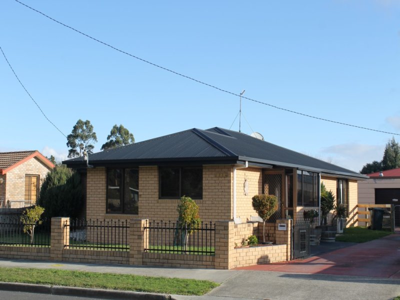 122a Inglis Street, Wynyard, Tas 7325 Property Details