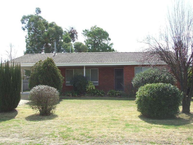 182 Glen Innes Road, Inverell, NSW 2360 Property Details