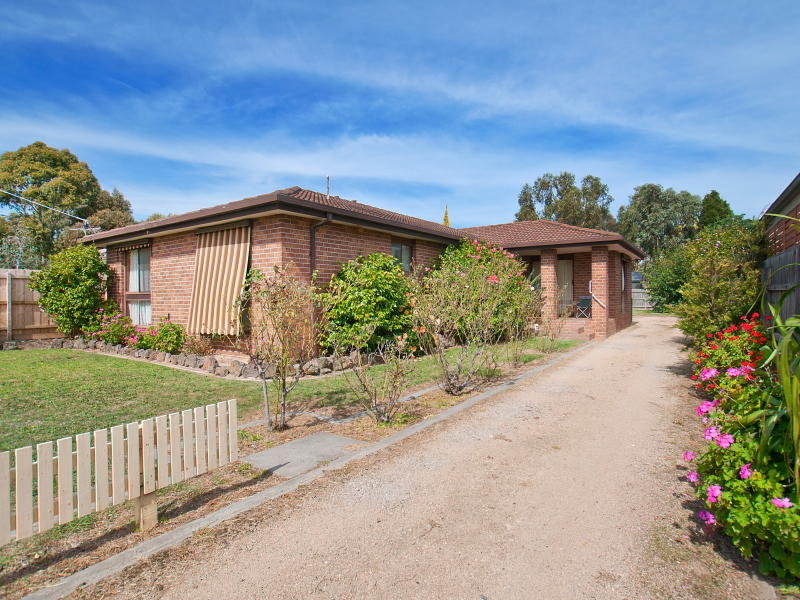 4 Ruth Road, Mornington, VIC 3931