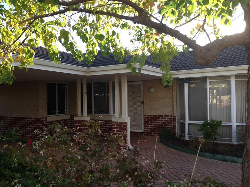34 Towncentre Drive, Thornlie, WA 6108