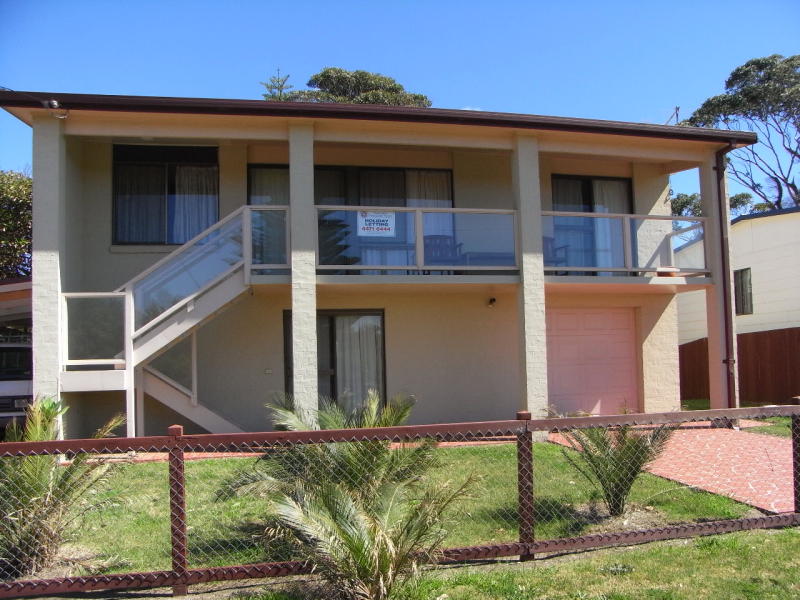 65 Coronation Drive, Broulee, NSW 2537 Property Details