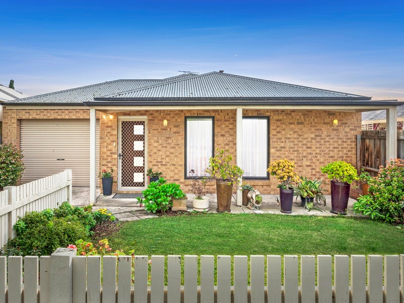 1/8 Elsie Street, Bell Park, Vic 3215 Townhouse for Sale realestate