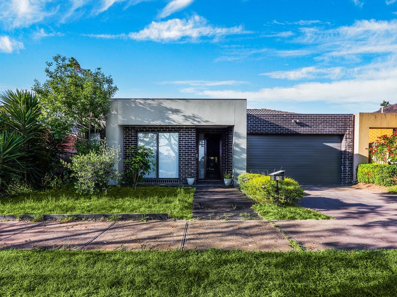 18 Glengarry Place, Craigieburn, Vic 3064 Property Details