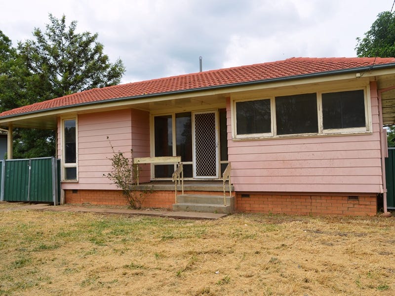 30 Merri Street, Gilgandra, NSW 2827 Property Details