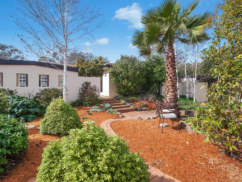 21 Mathieson Crescent, Weetangera, ACT 2614 Property Details