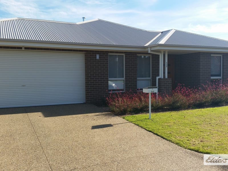 549 Moffat Street, Lavington, NSW 2641