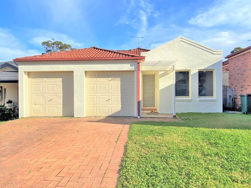 18 Orton Place, Currans Hill, NSW 2567