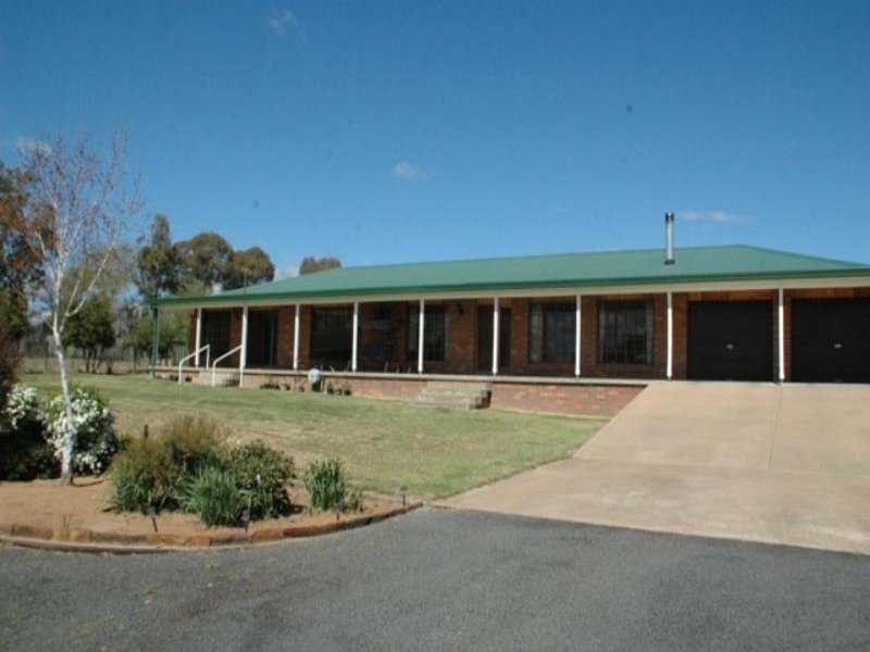 39 Chelmsford Ave, Gilgandra, NSW 2827 Property Details