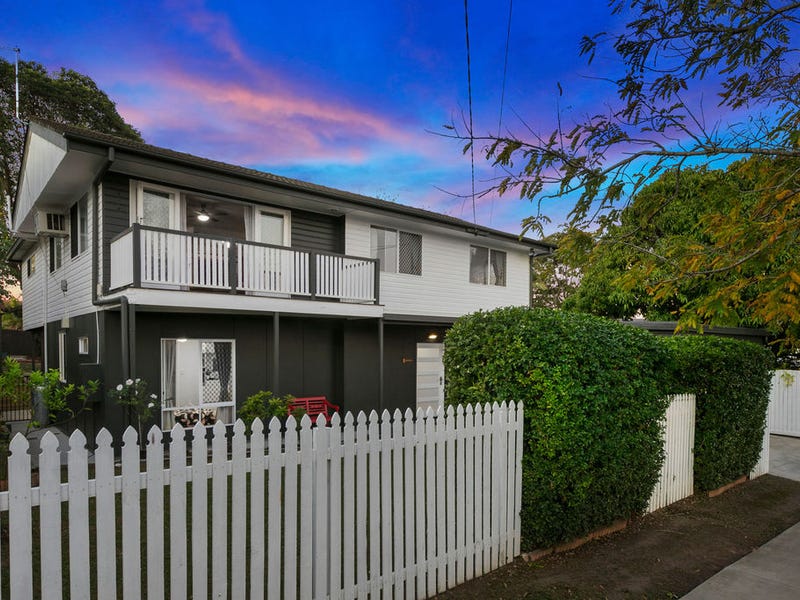 Houses for Sale in Coopers Plains, QLD 4108