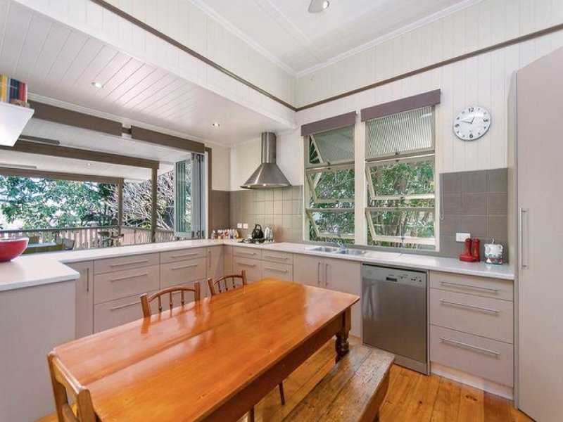 17 Cavan Street, Annerley, Qld 4103 Property Details