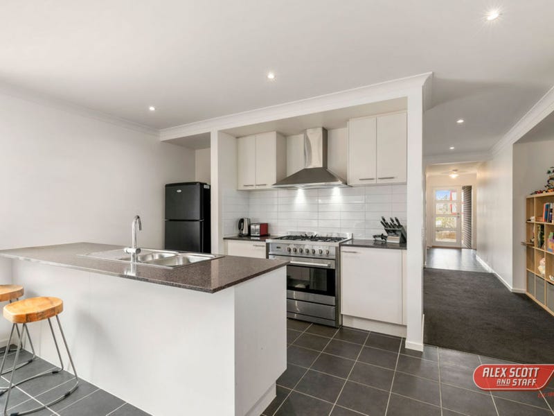 57 Goodwood Drive, Cowes, Vic 3922