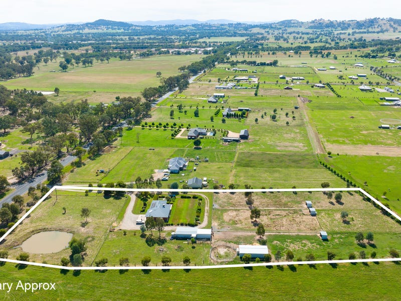 225 Hueske Road, Jindera, NSW 2642