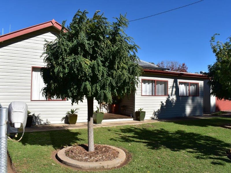 33 King Street Yeoval via, Wellington, NSW 2820 Property Details