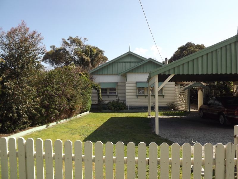 15 Moonah Street, Cape Paterson, VIC 3995