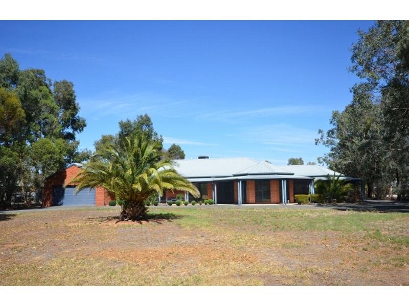 65 Wharparilla Drive, Echuca, Vic 3564 Property Details