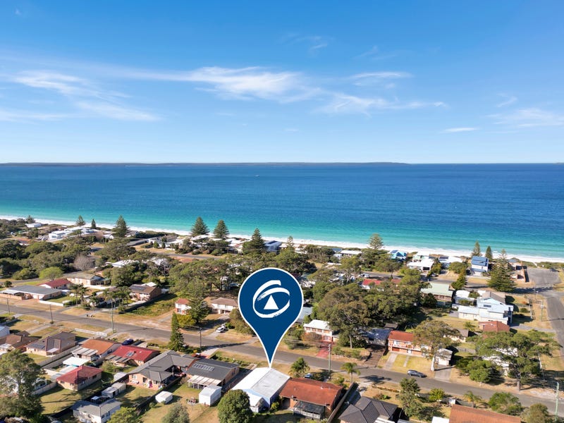 18 King Street, Callala Beach, NSW 2540