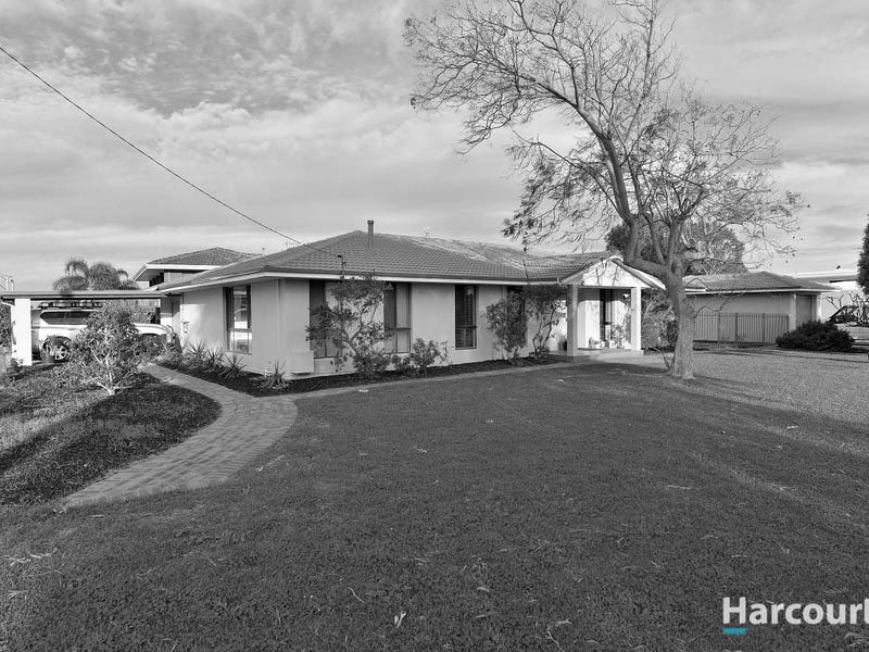 2 Muir Place, Halls Head, WA 6210