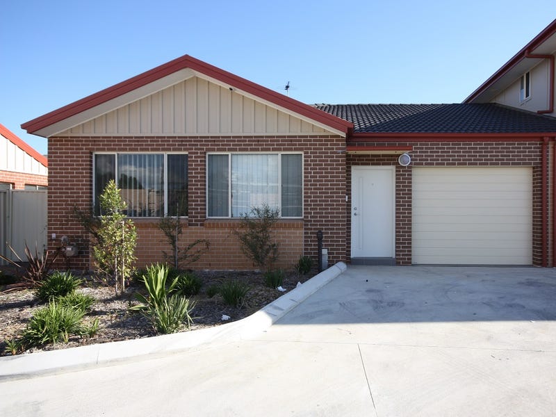 7/221A Waterworth Drive, Mount Annan, NSW 2567
