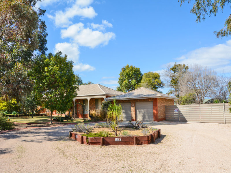 852 Karadoc Avenue, Irymple, Vic 3498 Property Details