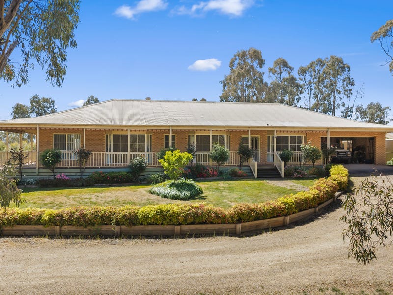 Car Inspection Monkey Real Estate & Property for Sale in Lake Eildon, VIC 3713 Pg. 3 ...