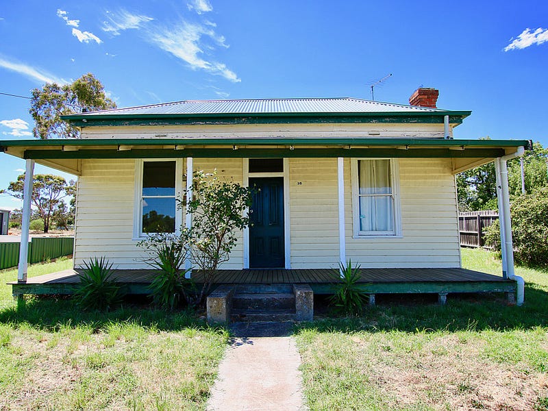 38 North Western Road, St Arnaud, VIC 3478 - realestate.com.au