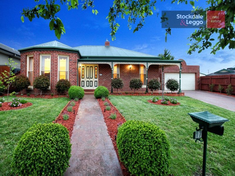 17 Ivanhoe Court, Greenvale, VIC 3059