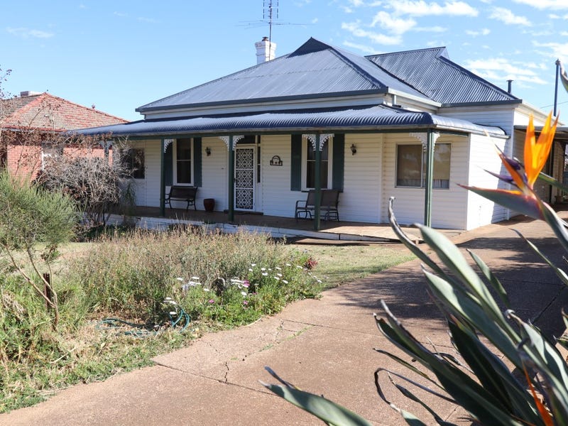 171 Polaris Street, Temora, NSW 2666 Property Details