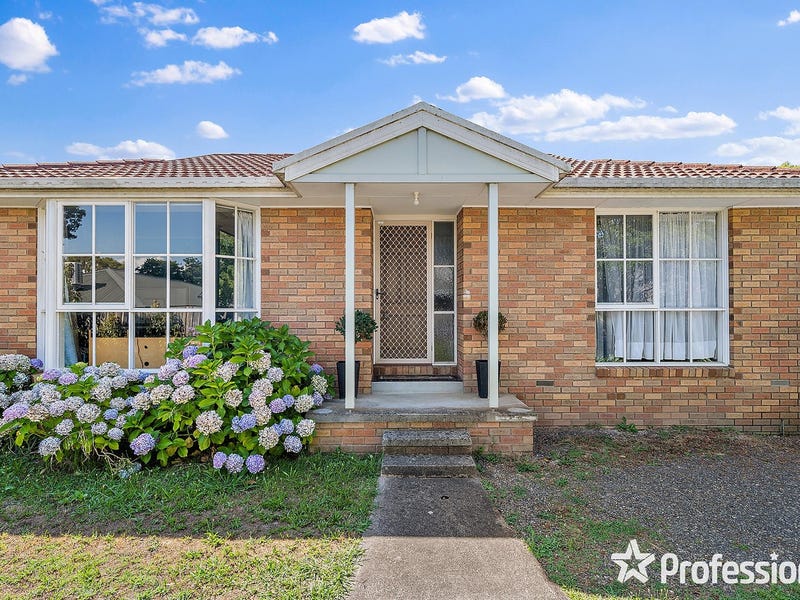 2/30 Narcissus Avenue, Boronia, Vic 3155 Property Details