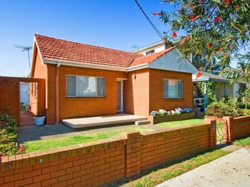 3 Robinson Street, Eastlakes, NSW 2018 Property Details