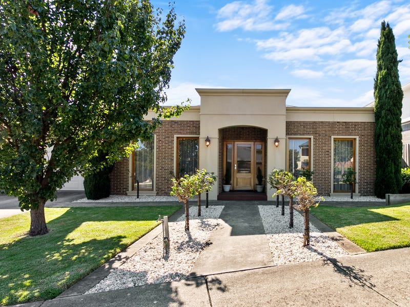 10 Ashley Avenue, Morwell, VIC 3840