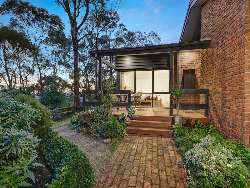 87 Arthur Street, Eltham, Vic 3095 Property Details