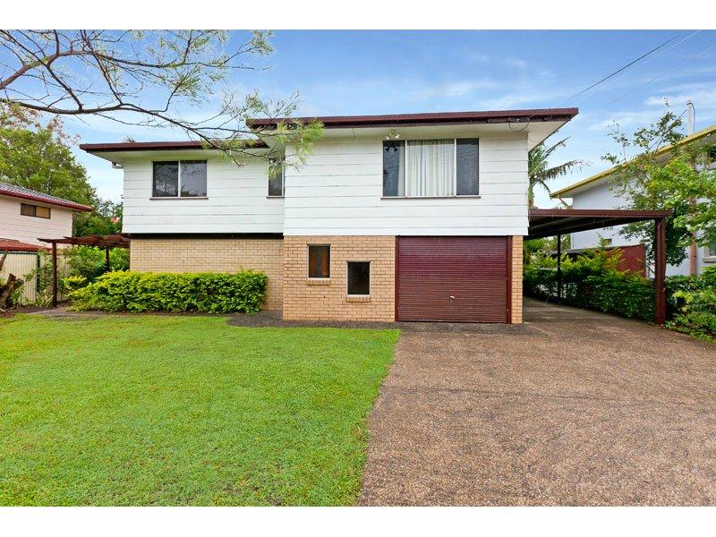 12 Moloaa Crescent, Birkdale, Qld 4159 Property Details