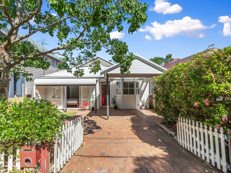 10 Wyuna Avenue, Freshwater, NSW 2096