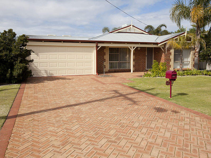 203 Seville Drive, Seville Grove, WA 6112