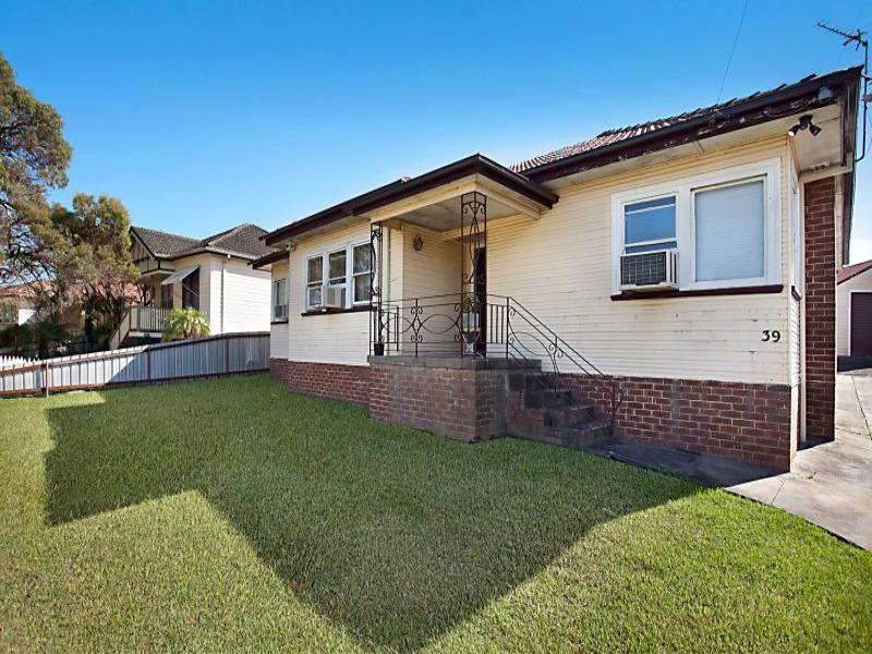 39 Cardiff Rd Road, Wallsend, NSW 2287 Property Details
