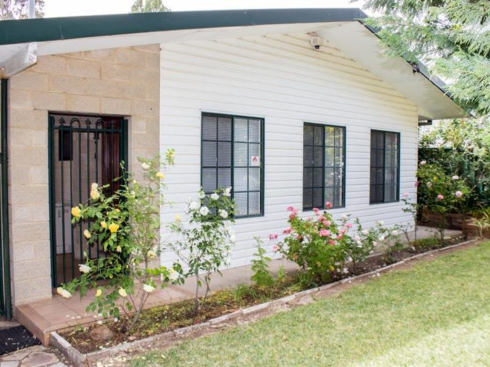 60 Sterling St, Dubbo, NSW 2830 Property Details