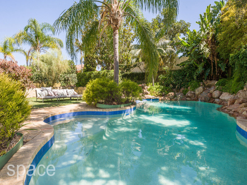 37 Gallop Road, Dalkeith, WA 6009 Property Details