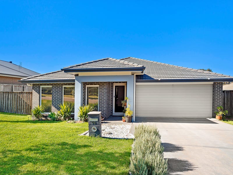 15 Lapwing Street, Aberglasslyn, NSW 2320 Property Details