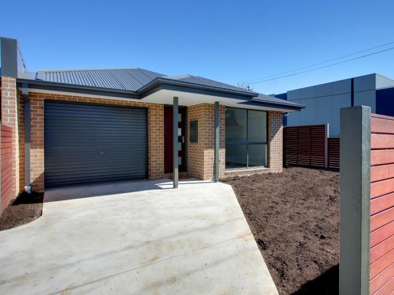 1/10 Victoria Street, Hastings, Vic 3915 Property Details
