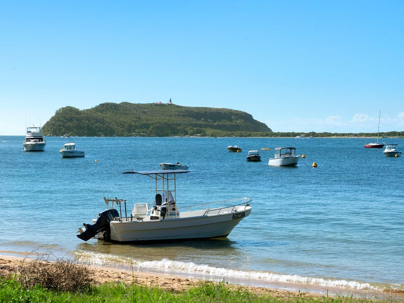6 Ross Smith Parade, Great Mackerel Beach, NSW 2108 Property Details