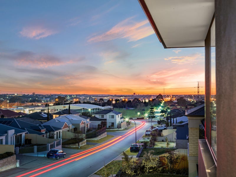 34 Bayview Terrace, Yangebup, WA 6164 Property Details